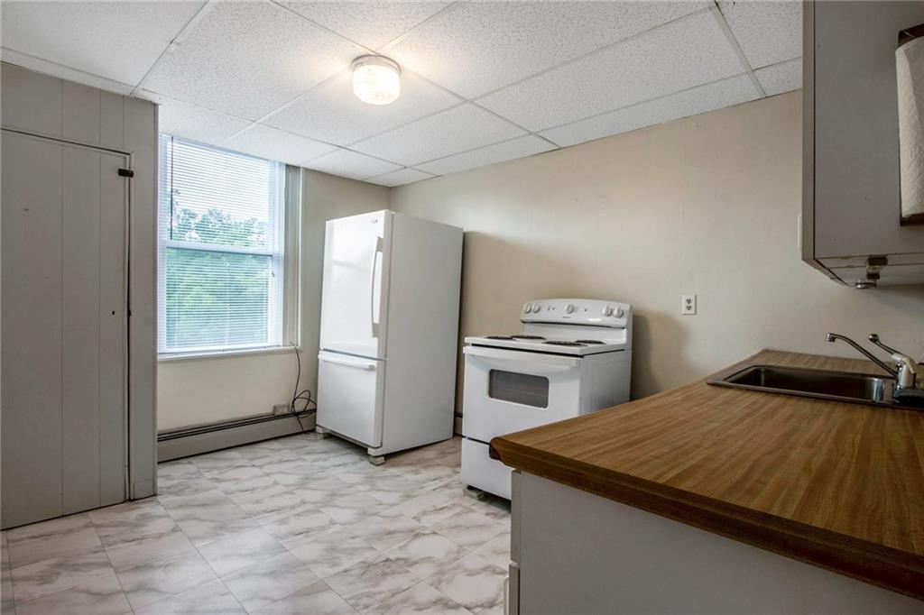 19 W Main Street Unit: 2
