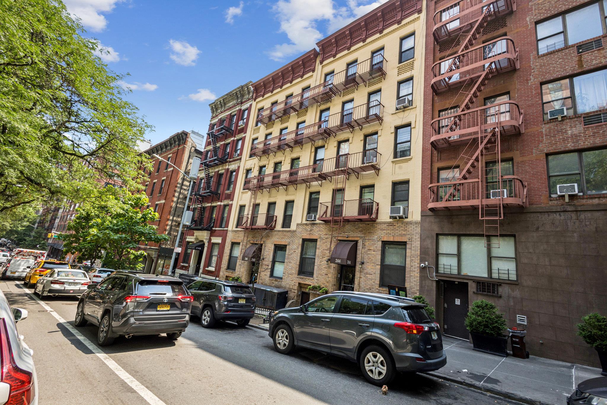 246 E 90th Street Unit: 3C
