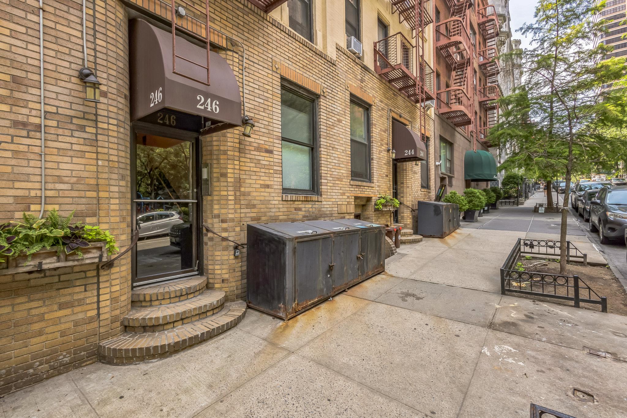 246 E 90th Street Unit: 3C