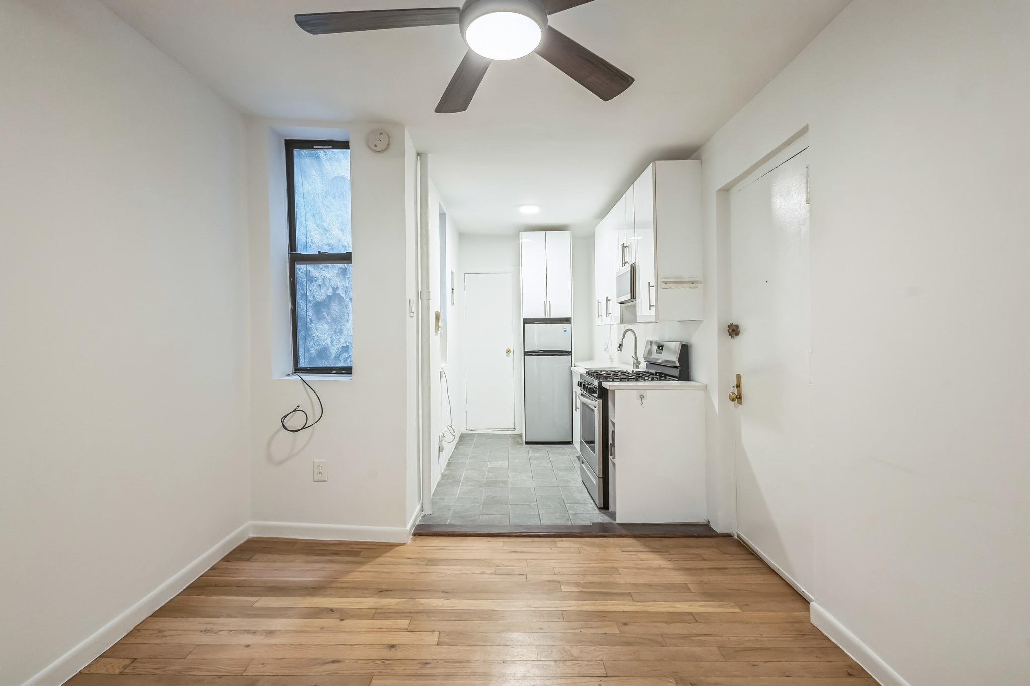 246 E 90th Street Unit: 3C