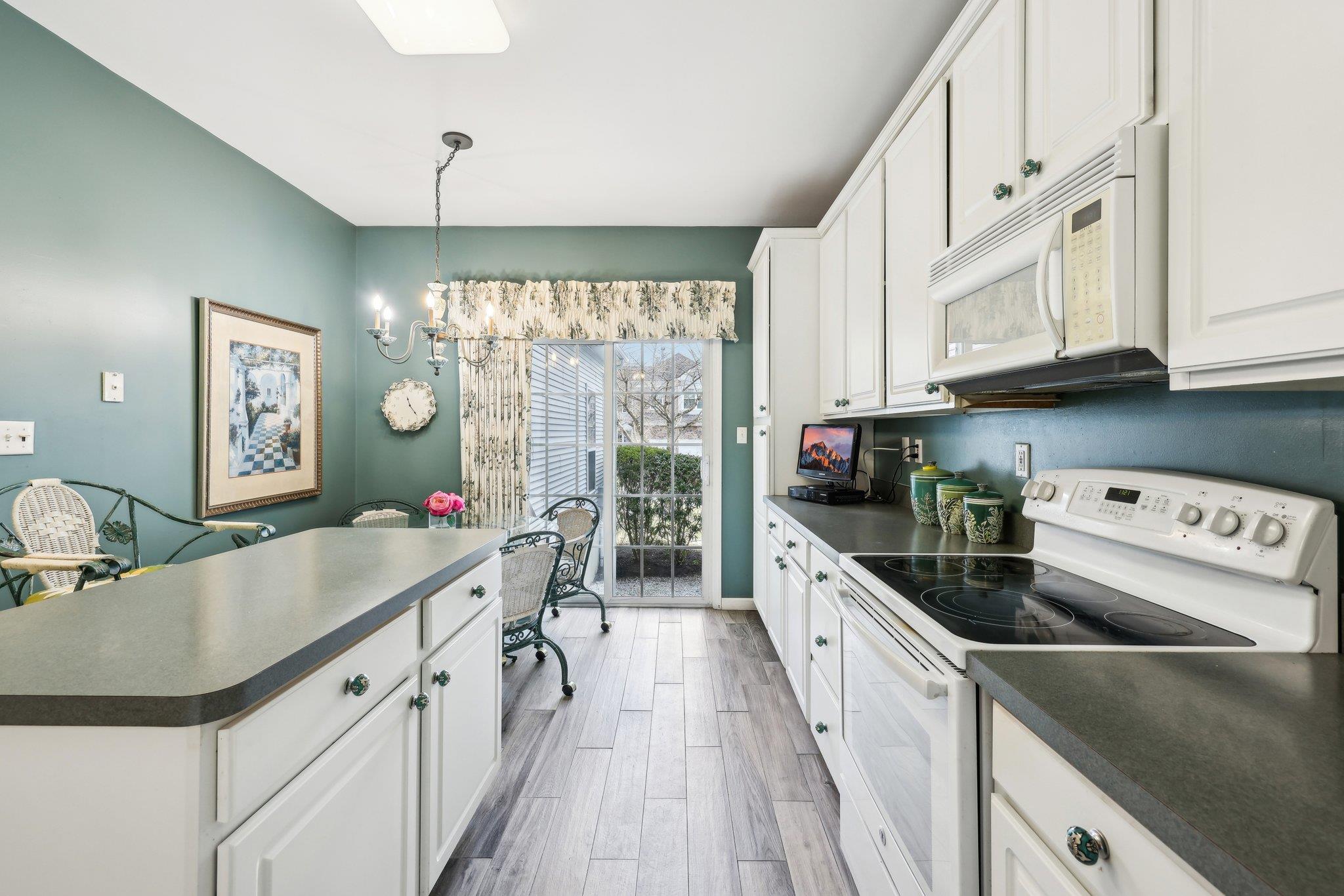 215 Woodlands Drive