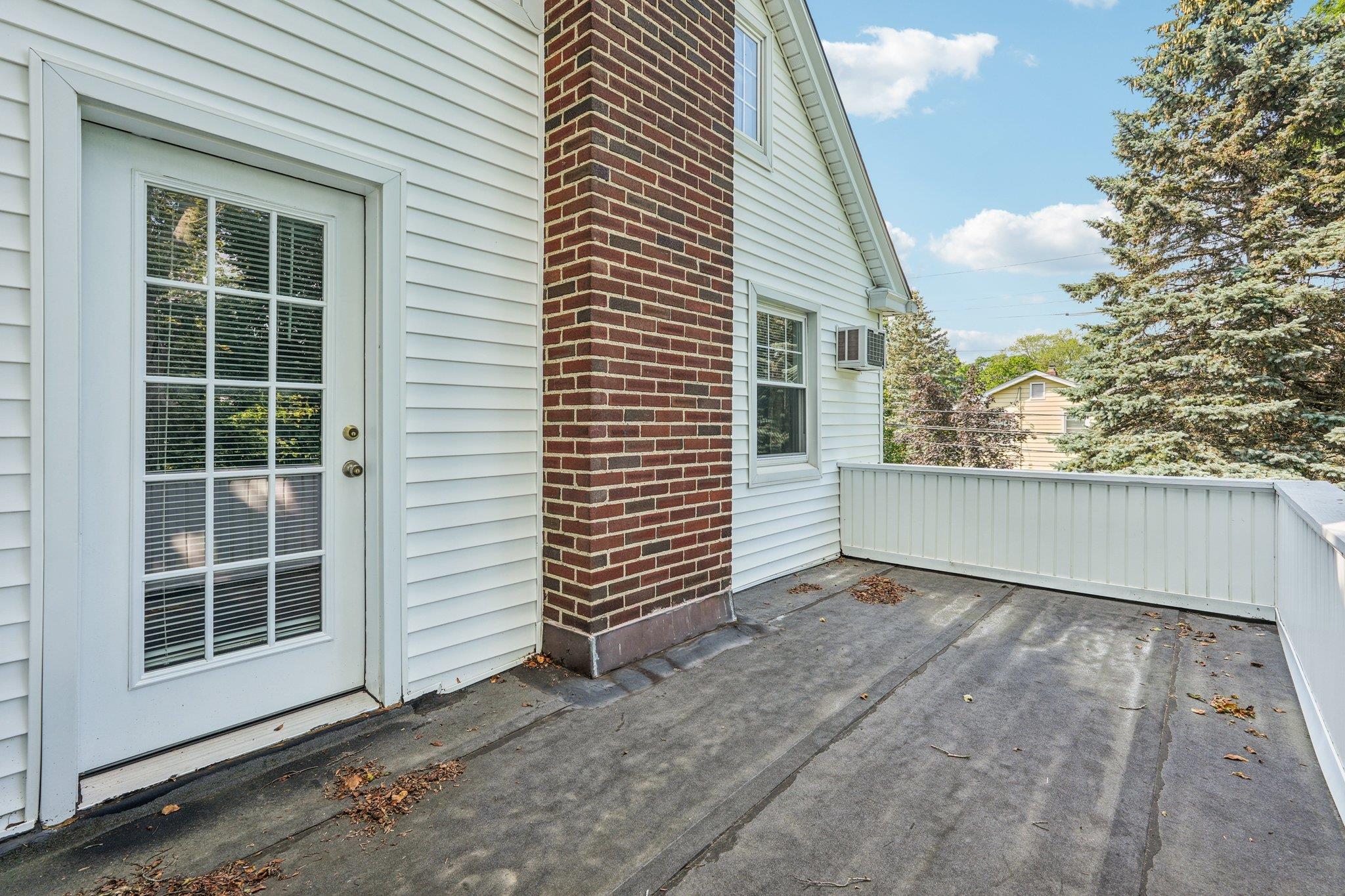 3 Bryant Avenue