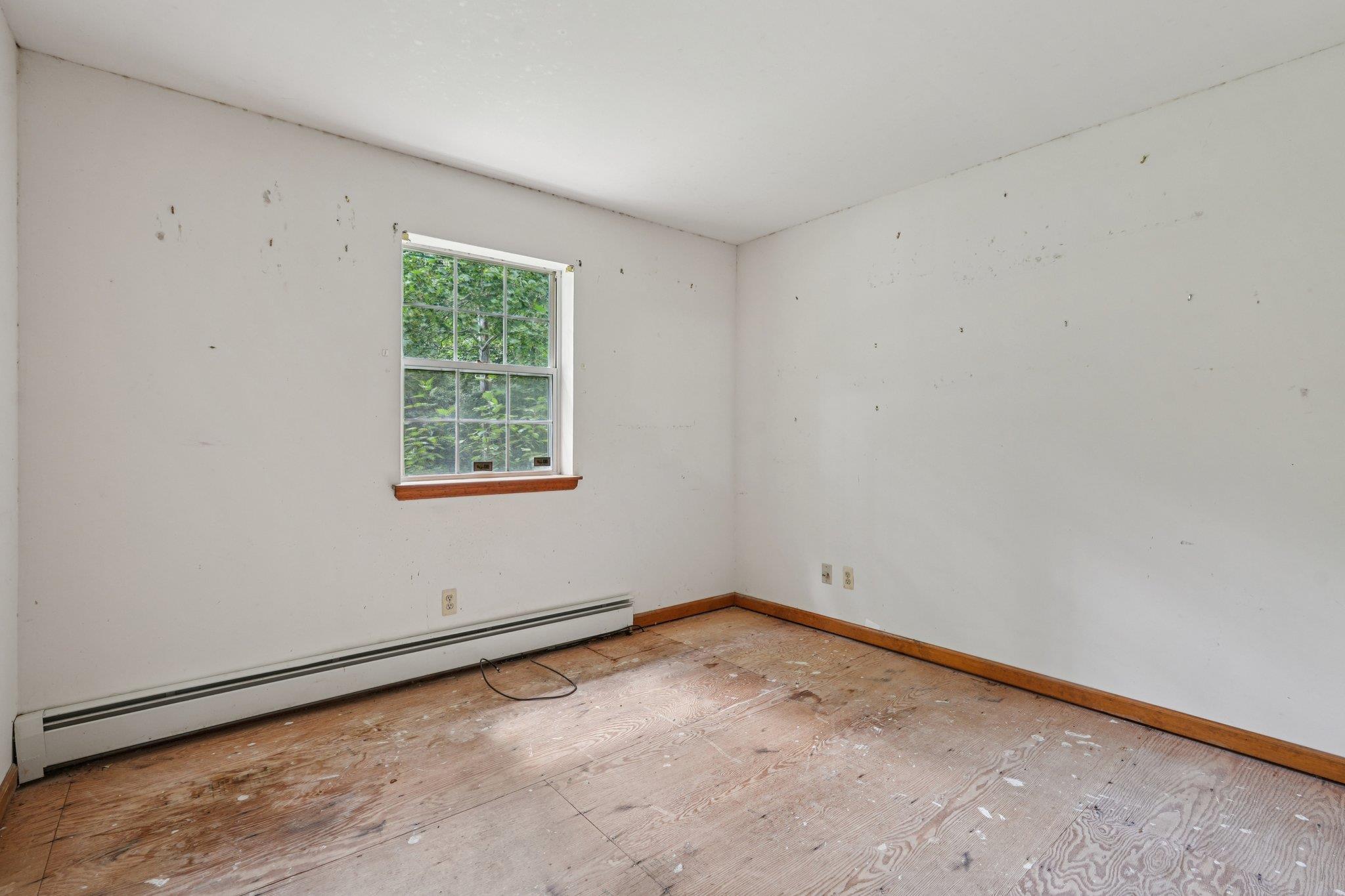 28 Old Craigville Road