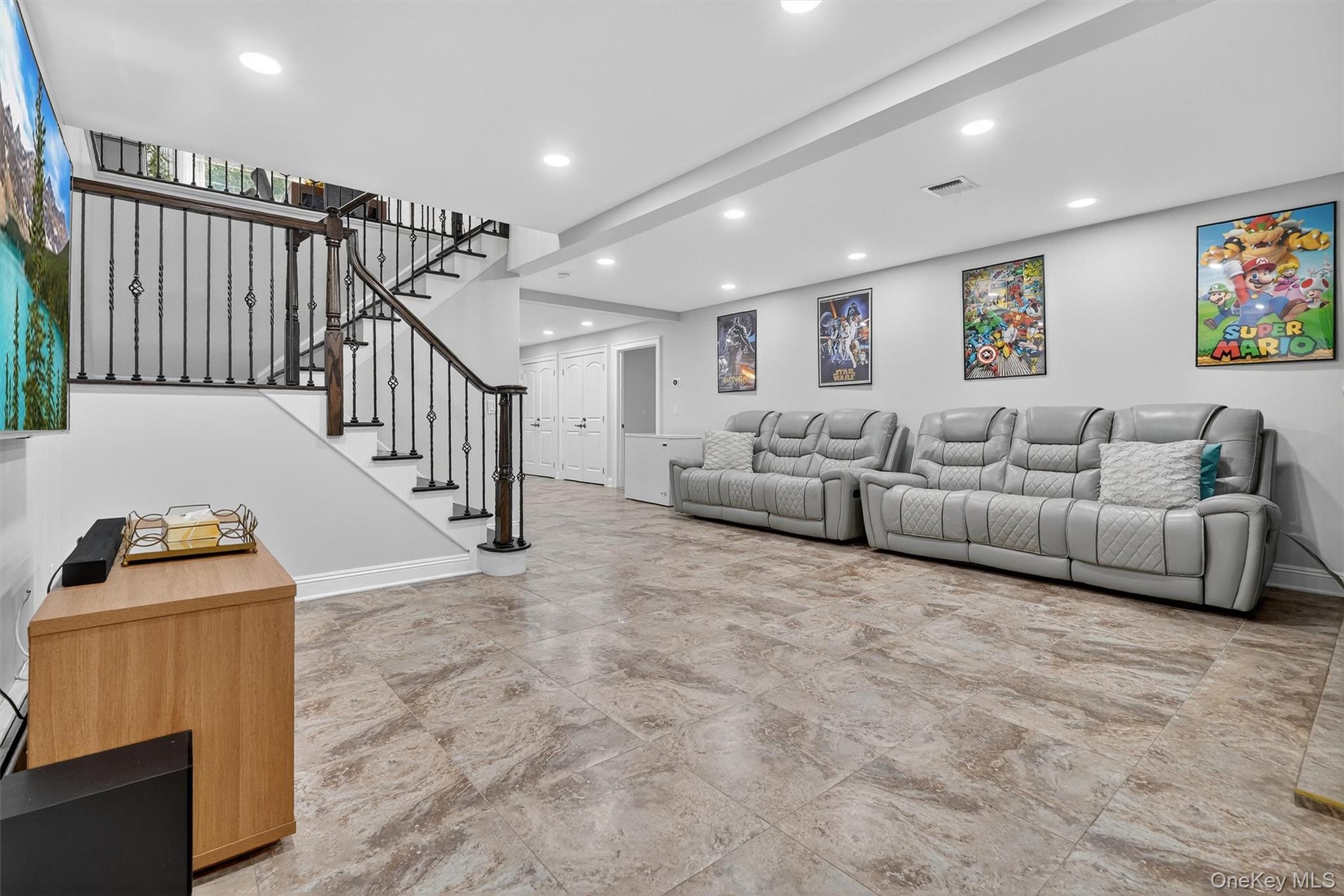6 Gail Drive
