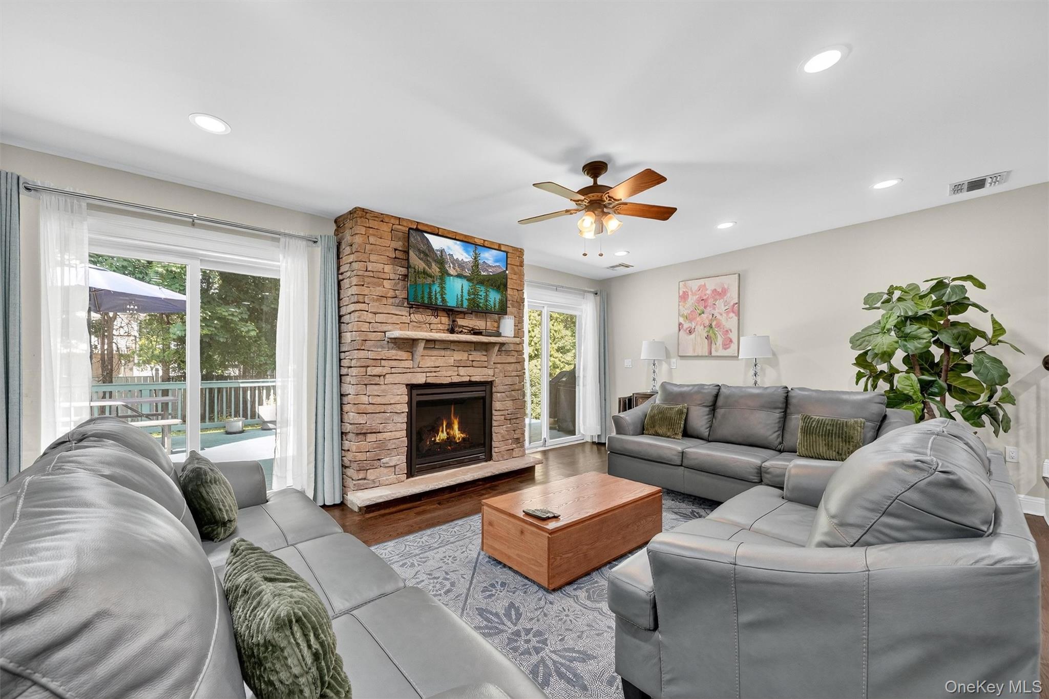 6 Gail Drive