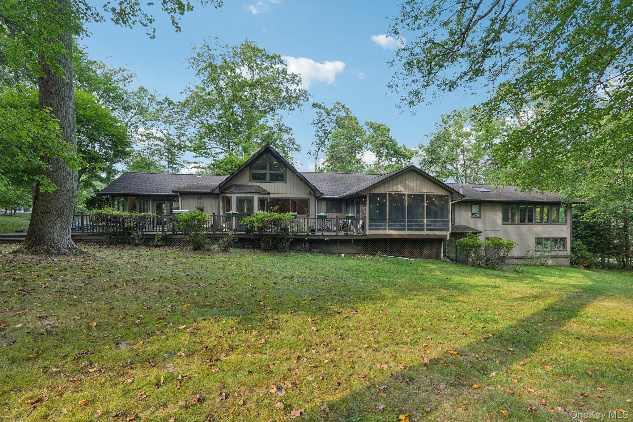 11 Old Phillips Hill Road