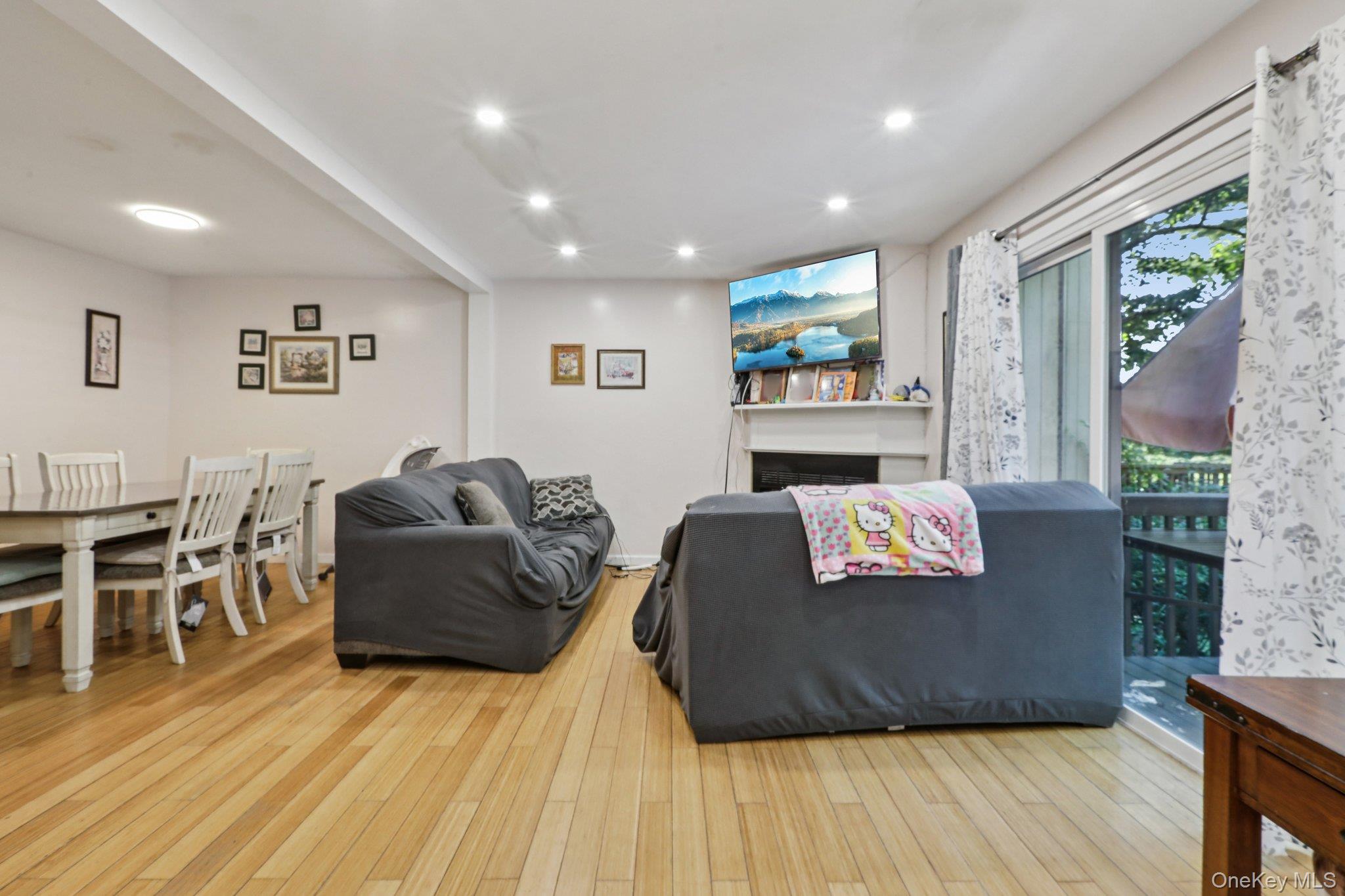11 Rockledge Drive