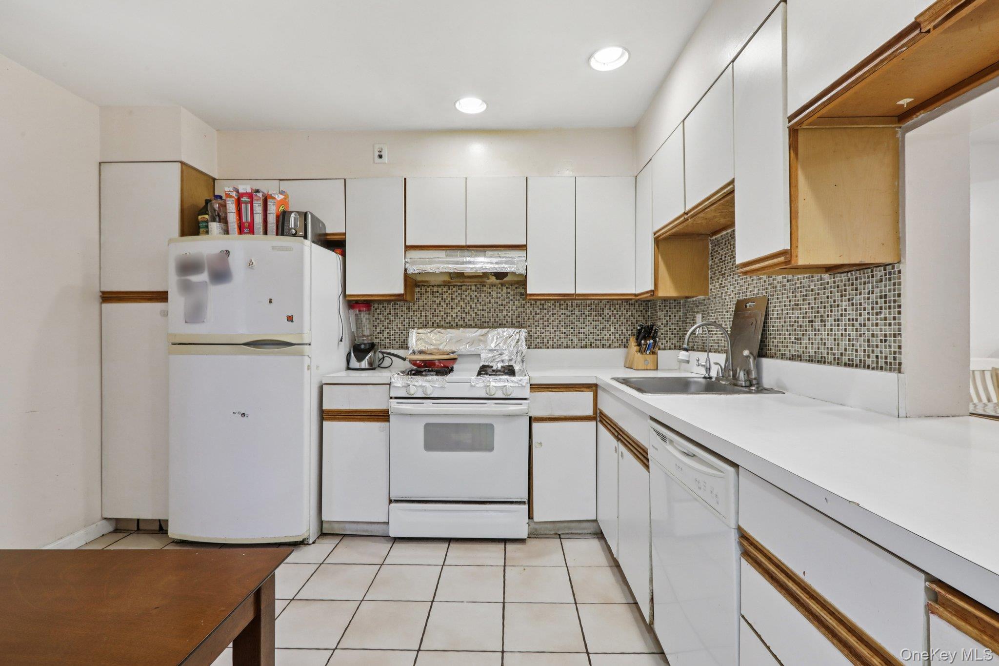 11 Rockledge Drive