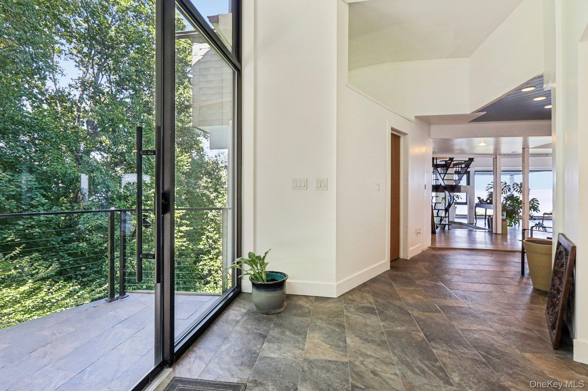 288 South Boulevard