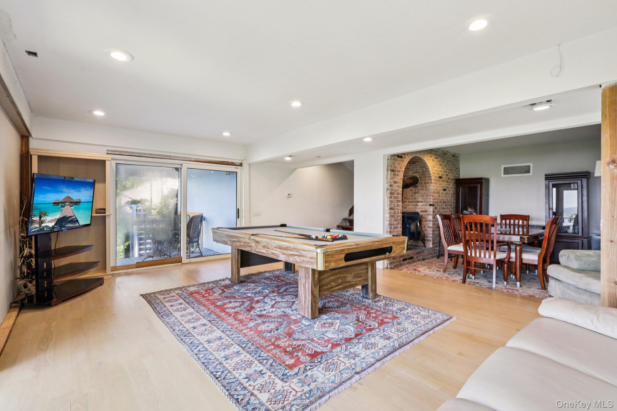288 South Boulevard