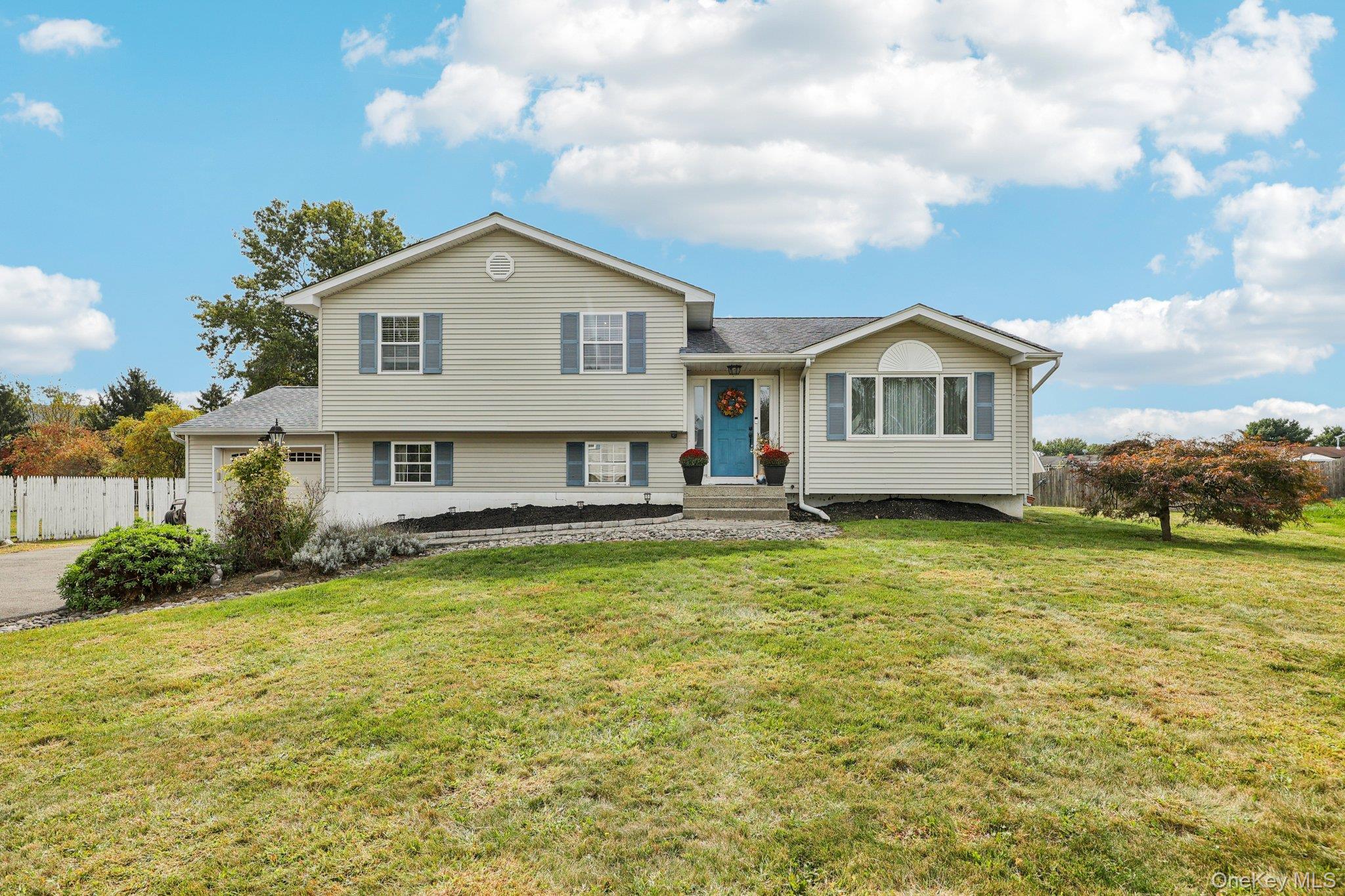 32 Carlisle Way