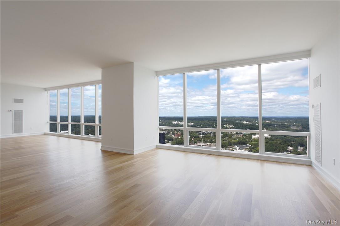 1 Renaissance Square Unit: PH40C