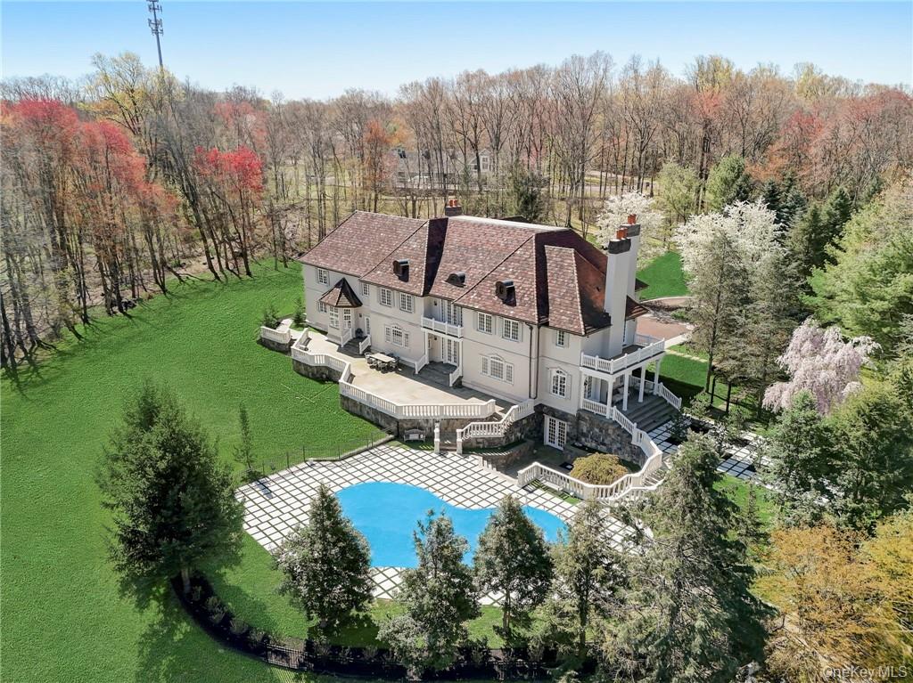 4 Cowdray Park Drive