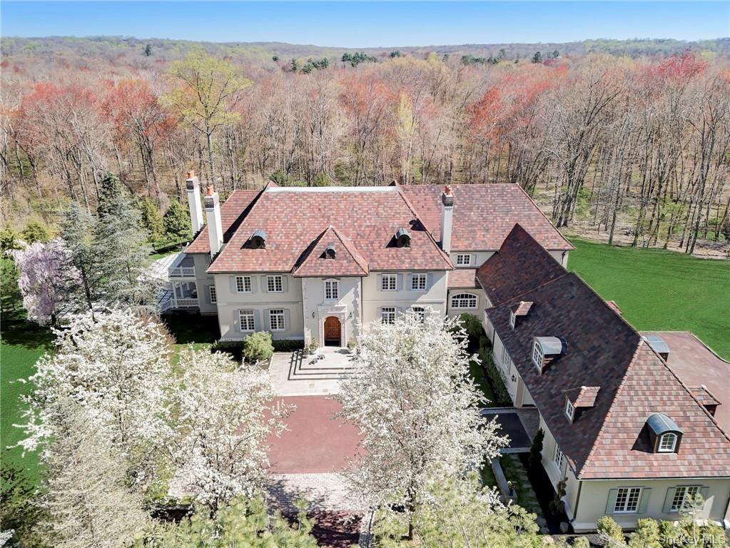 4 Cowdray Park Drive
