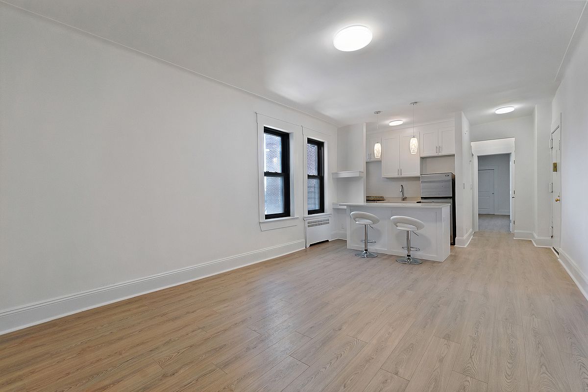76-66 Austin Street 5-K