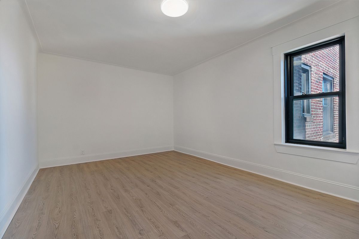 76-66 Austin Street 5-K