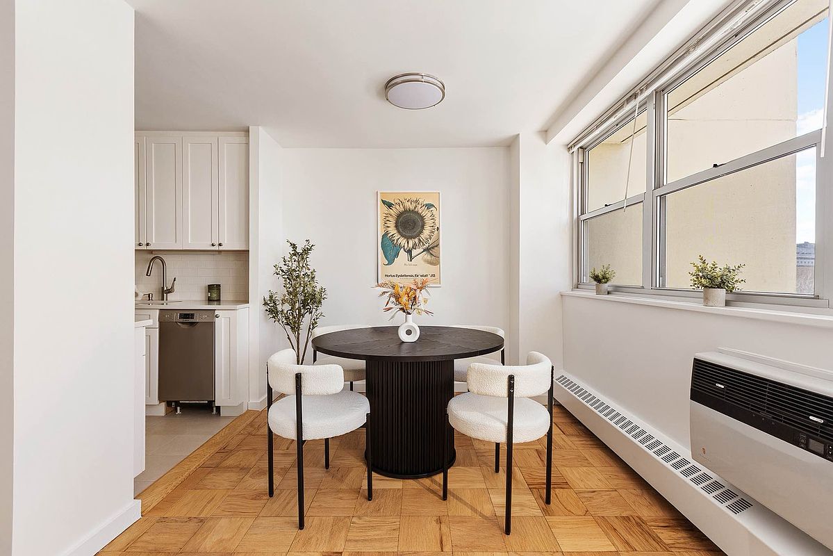 75 Henry Street 5-J