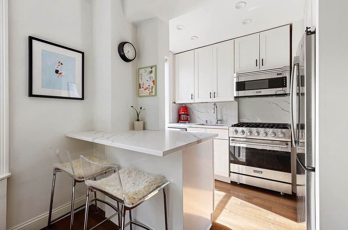161 W 16th Street 10-J