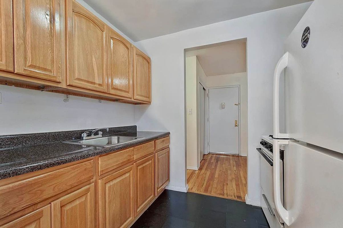 1130 Stadium Avenue 3-K