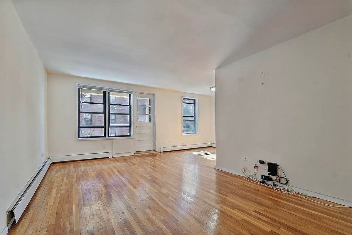 1130 Stadium Avenue 3-K