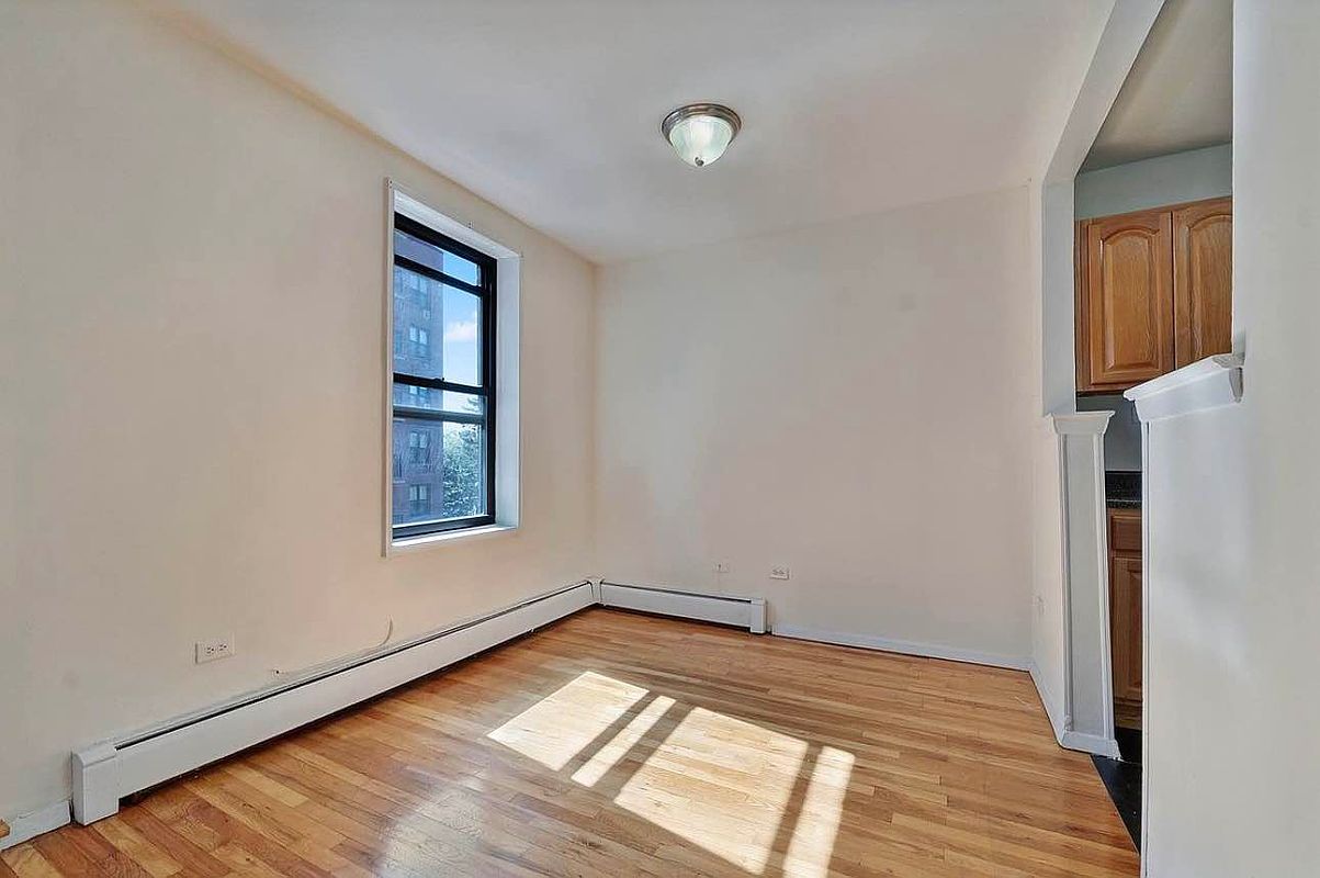 1130 Stadium Avenue 3-K