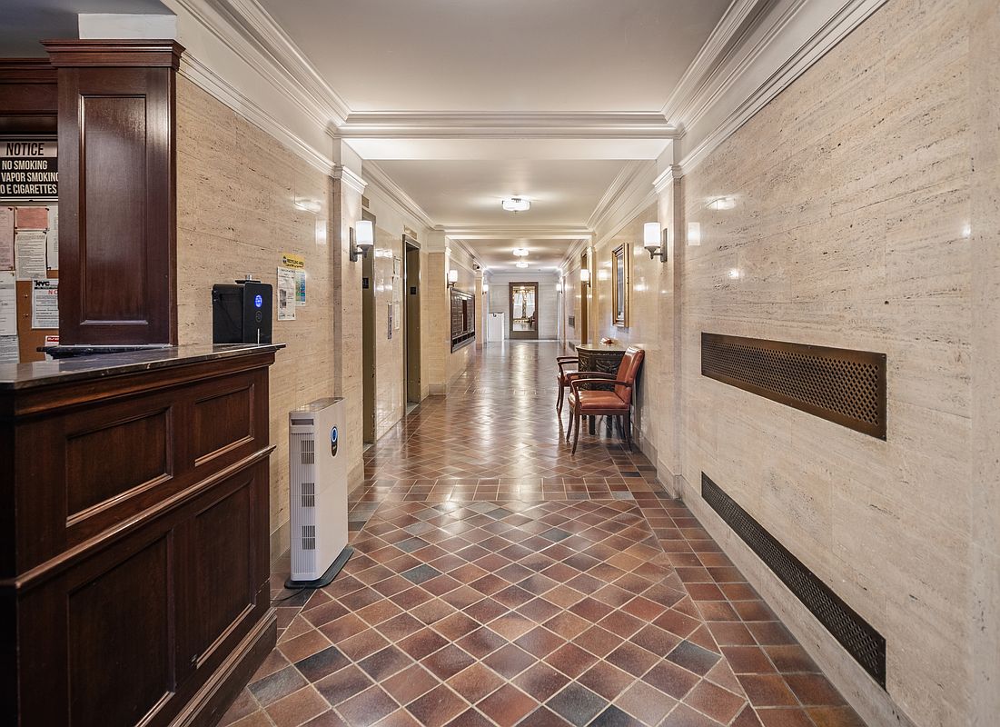 365 W 20th Street 14-E