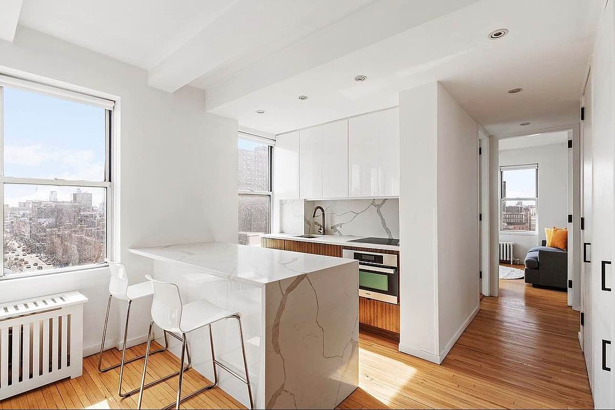 365 W 20th Street 14-E