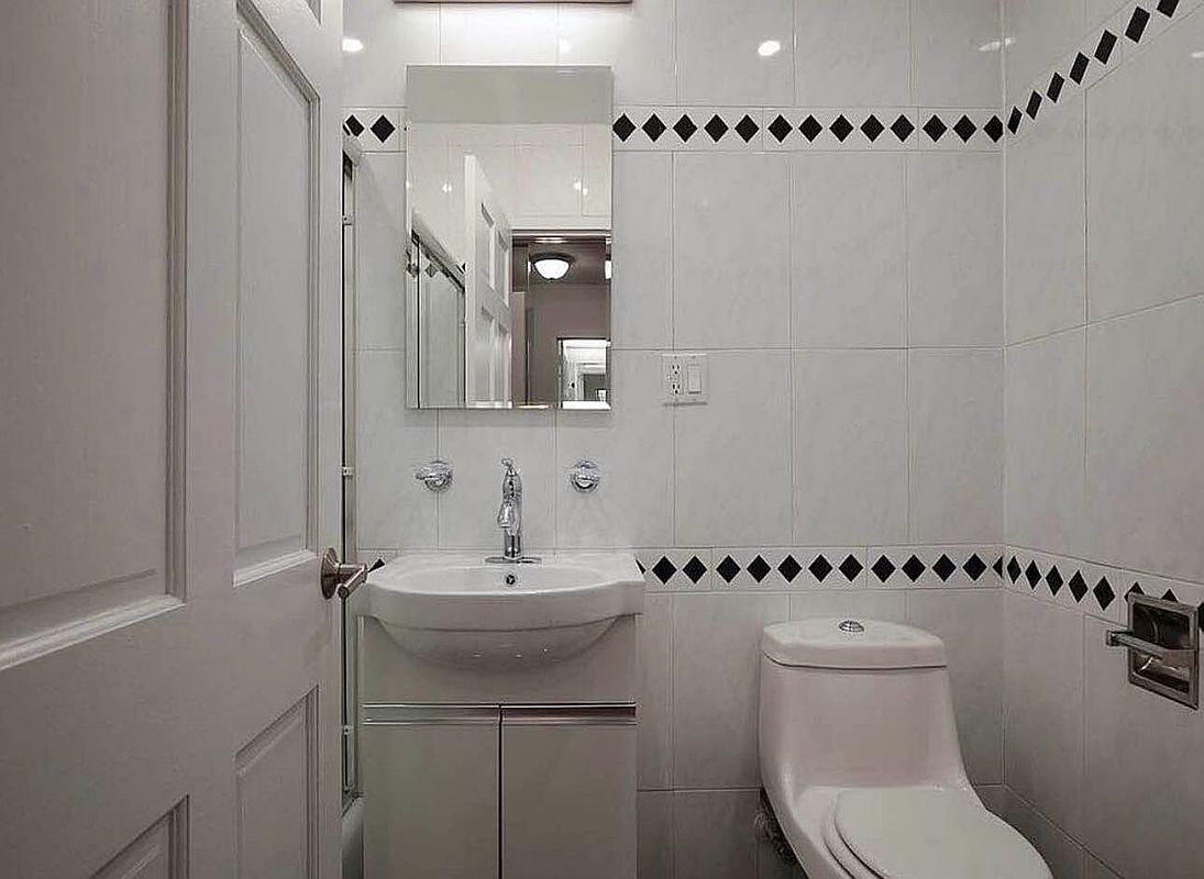 85 8th Avenue 2-H