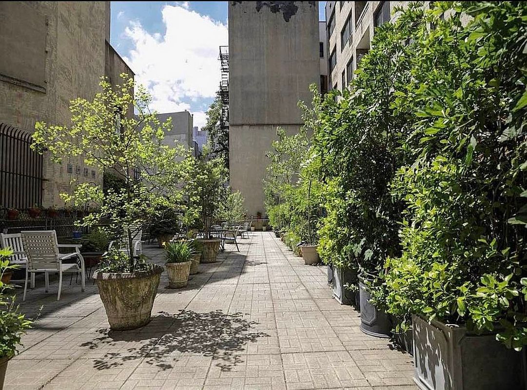 85 8th Avenue 2-H