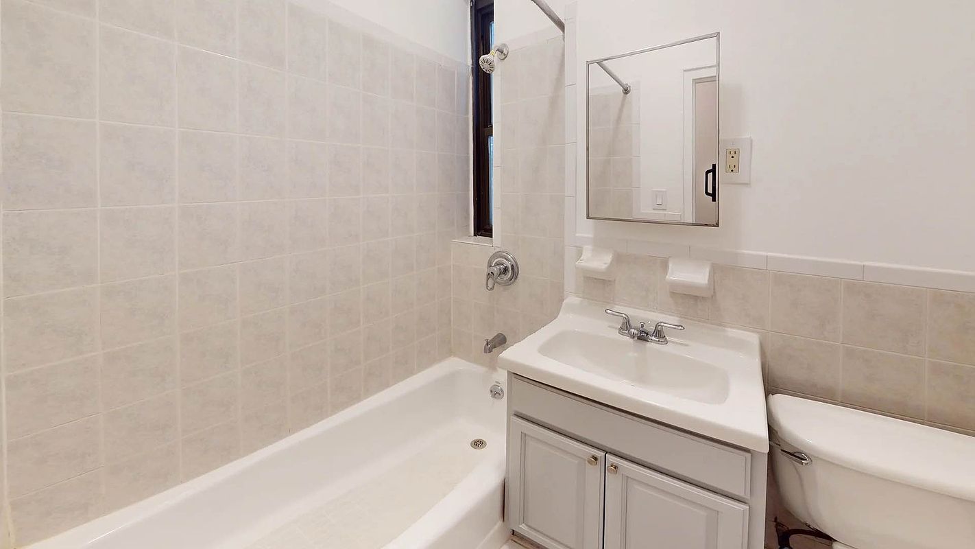 166 W 83rd Street 2-C