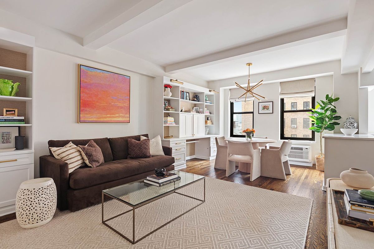 161 W 16th Street 10-H