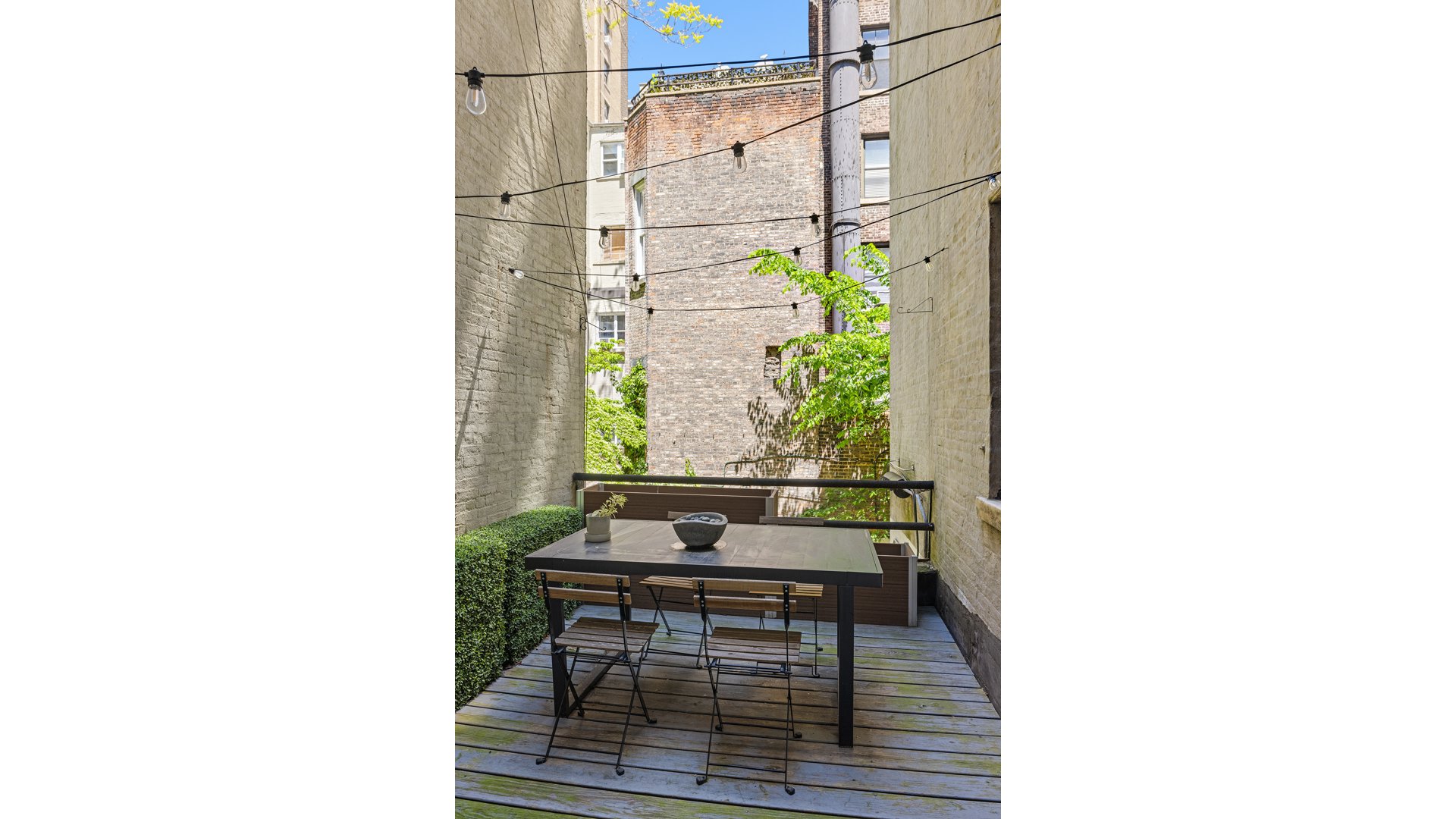 37 W 71ST Street TH