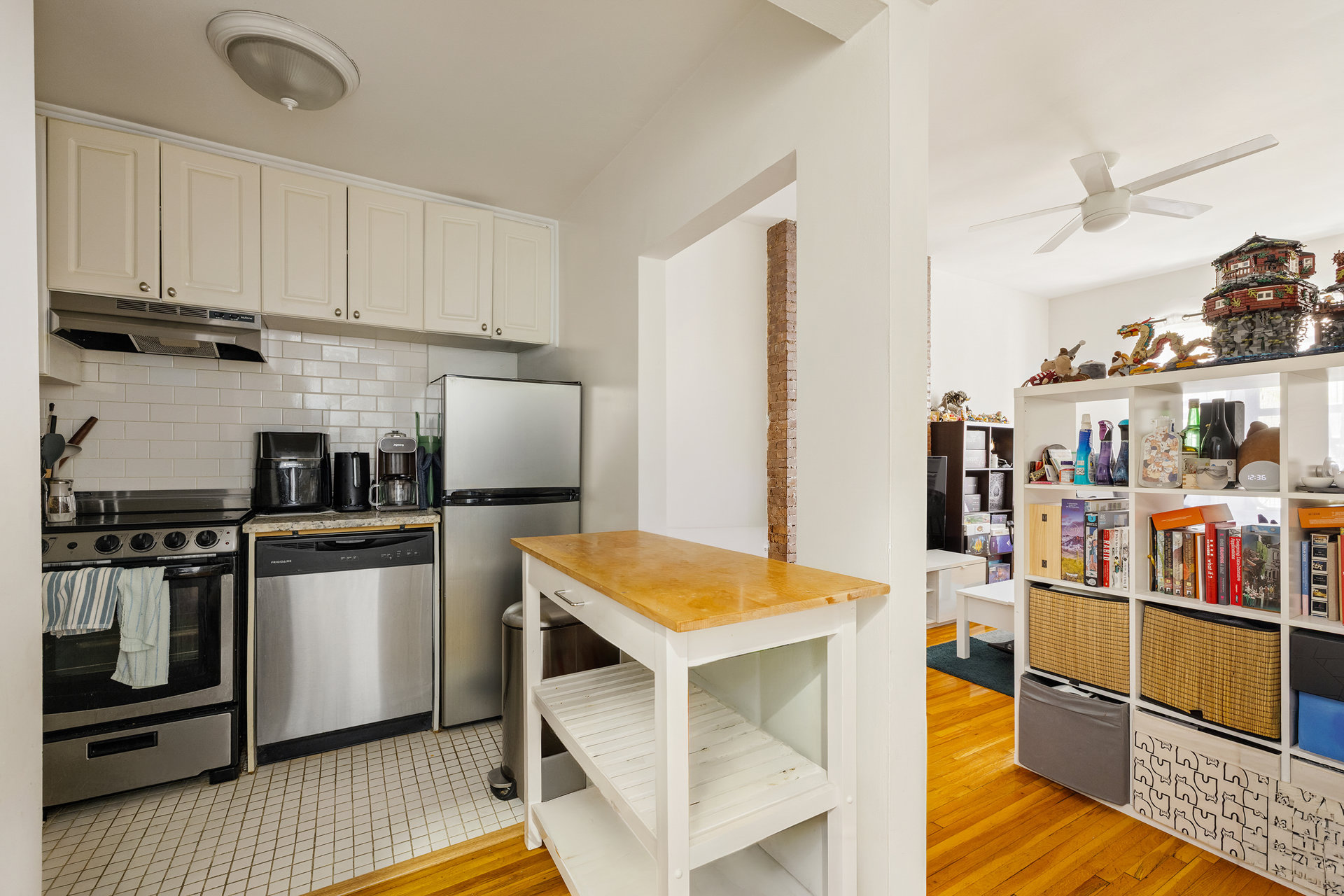 37 W 71ST Street TH
