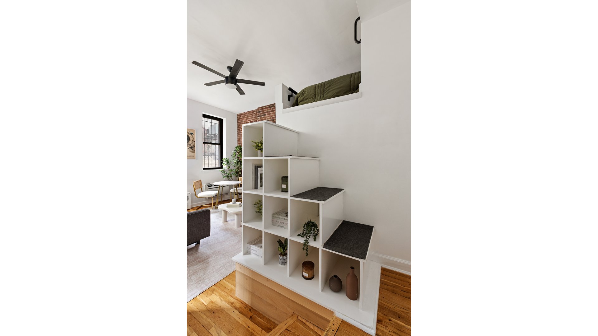 252 W 20TH Street 1C