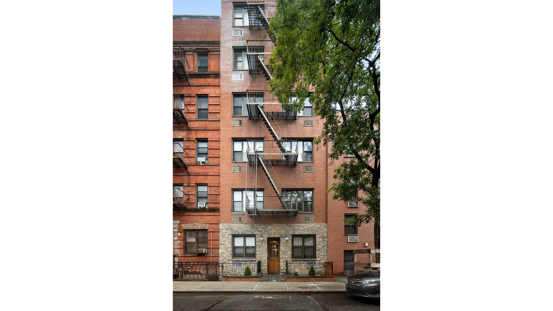 252 W 20TH Street 1C