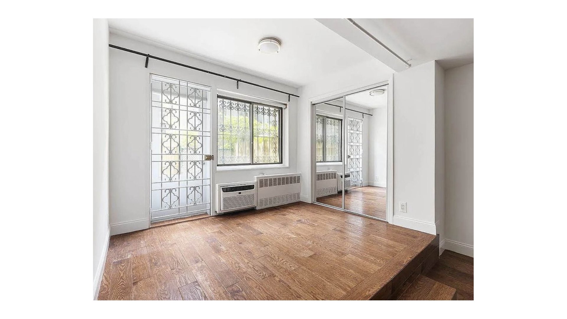 85 8TH Avenue 1A
