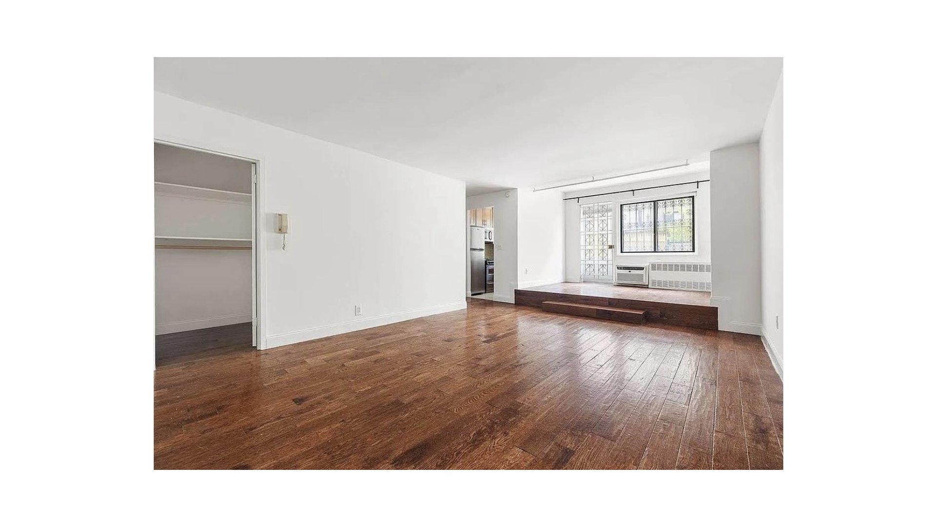 85 8TH Avenue 1A
