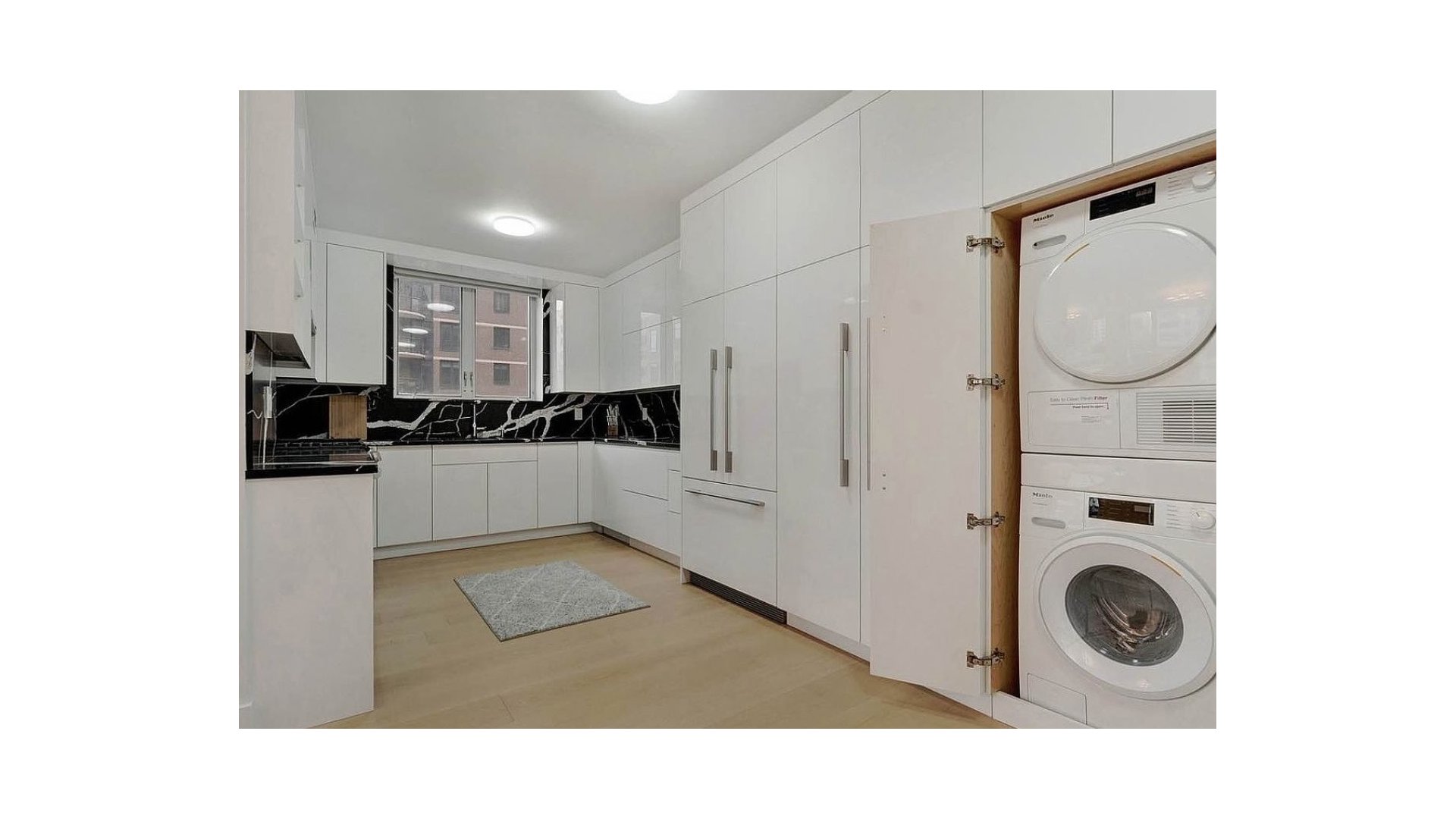 250 E 65TH Street 4A