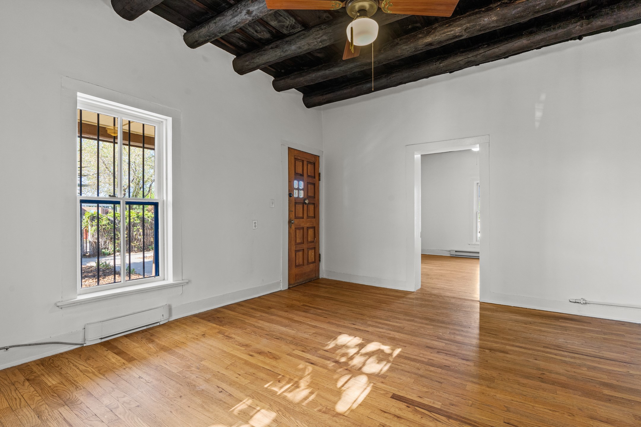 701 W Manhattan Avenue