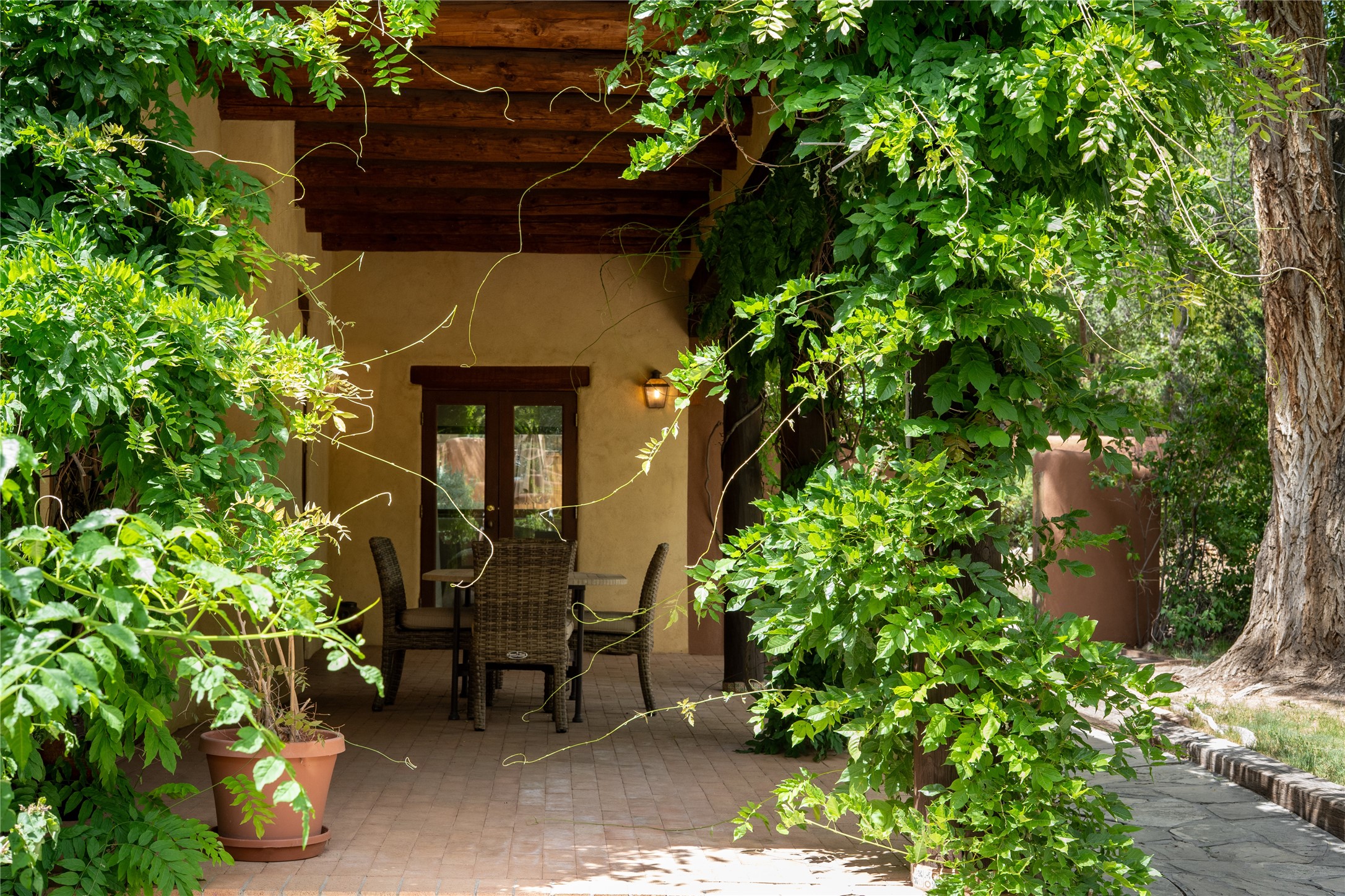 1101 Don Gaspar Avenue