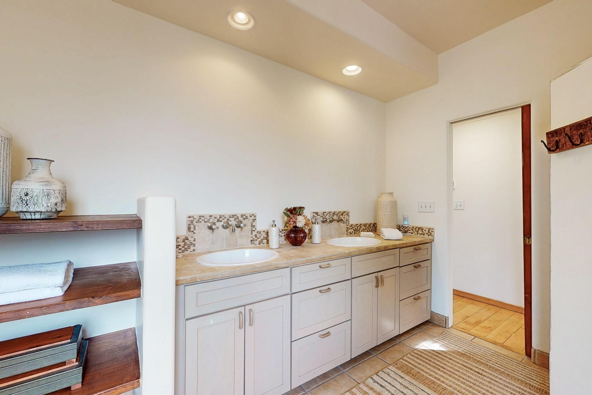 1101 Don Gaspar Avenue