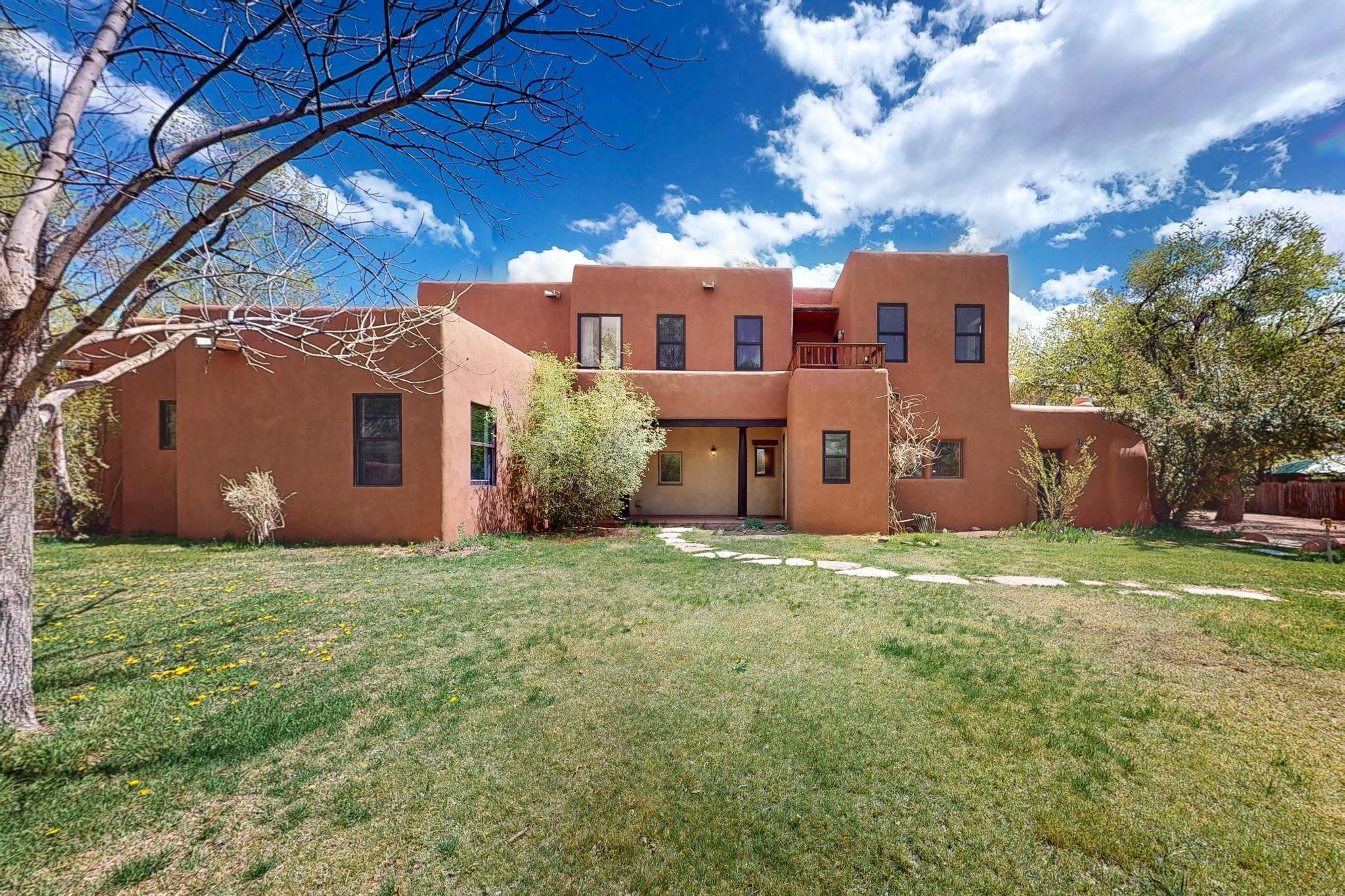 1101 Don Gaspar Avenue