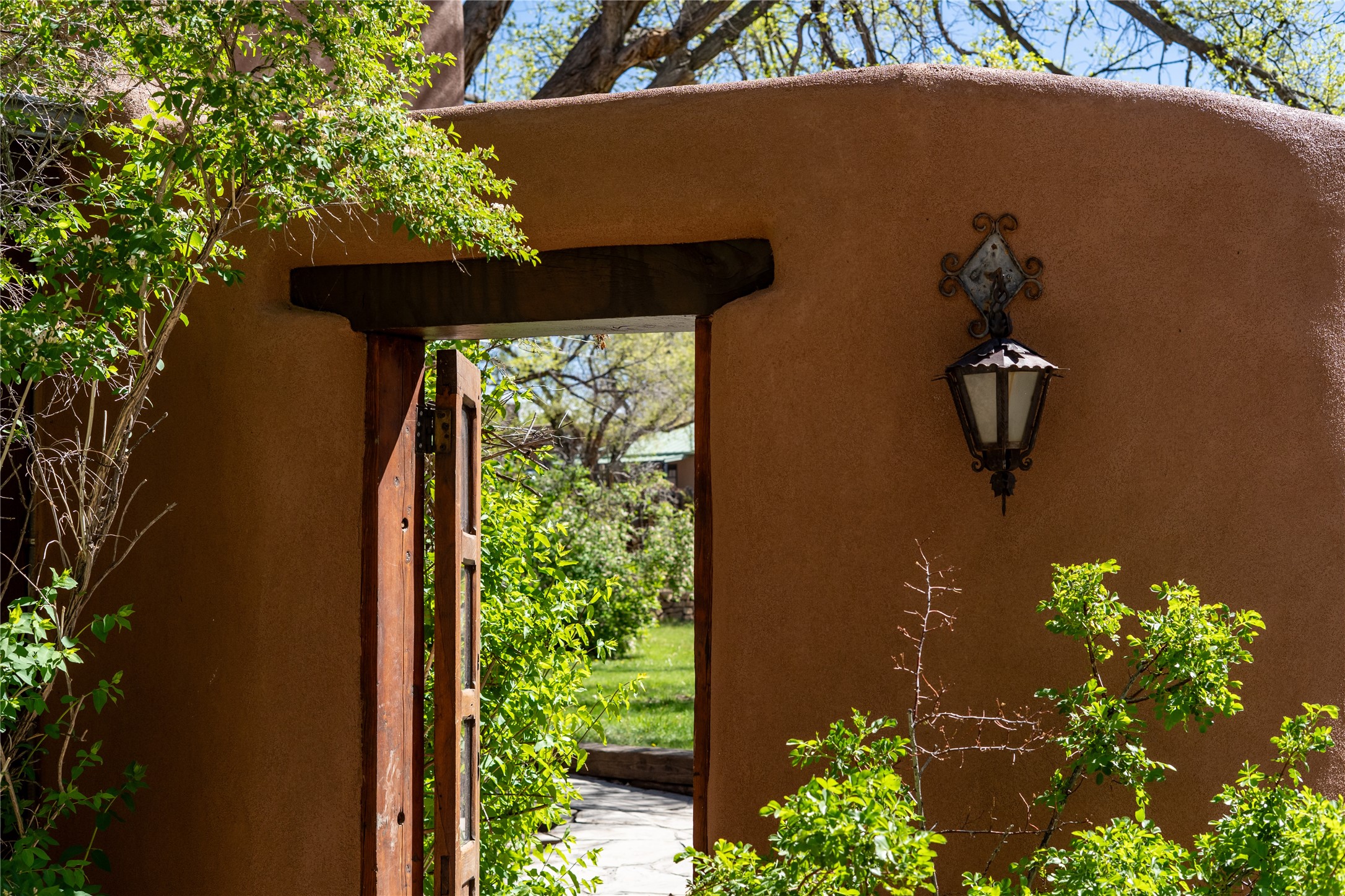 1101 Don Gaspar Avenue