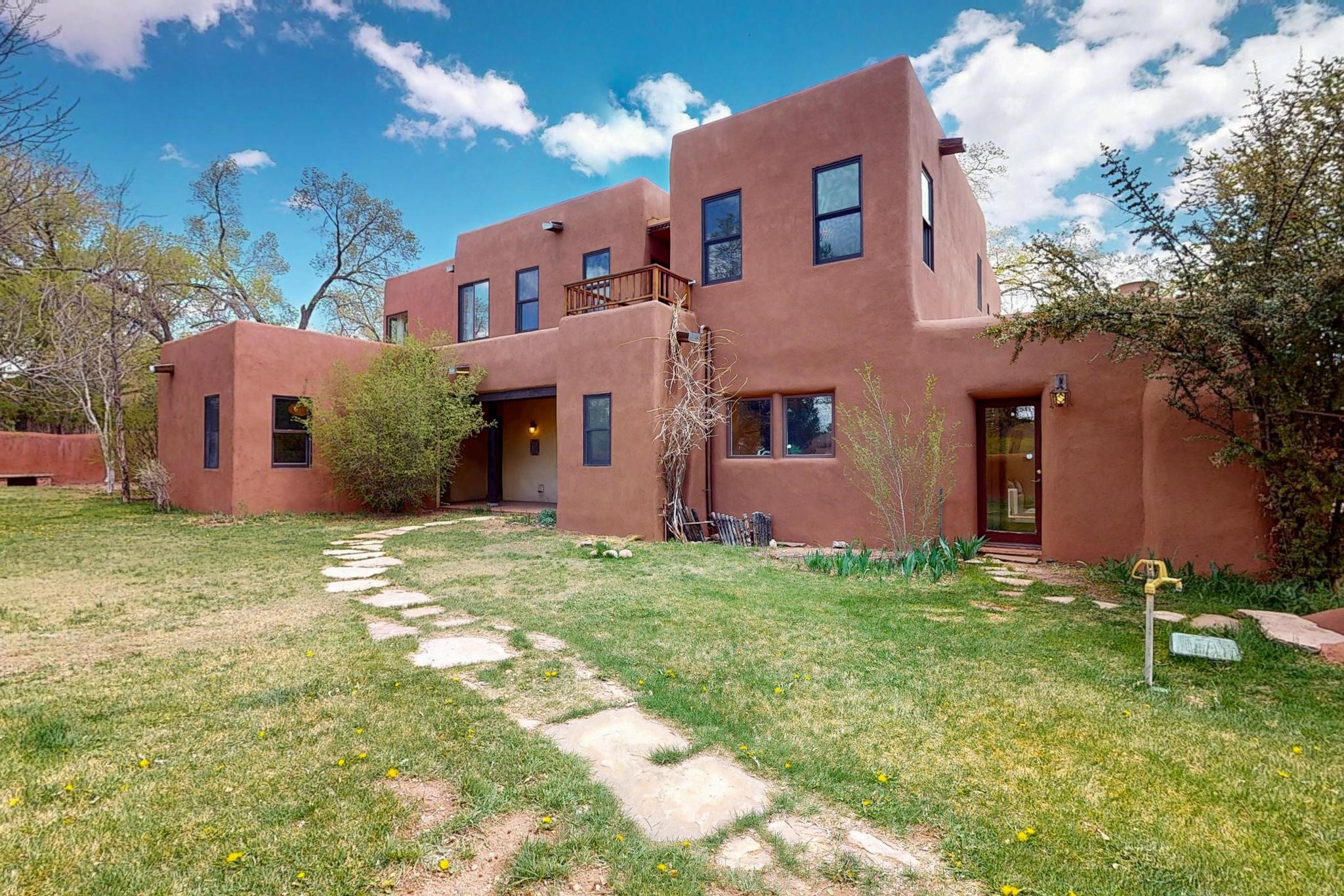 1101 Don Gaspar Avenue