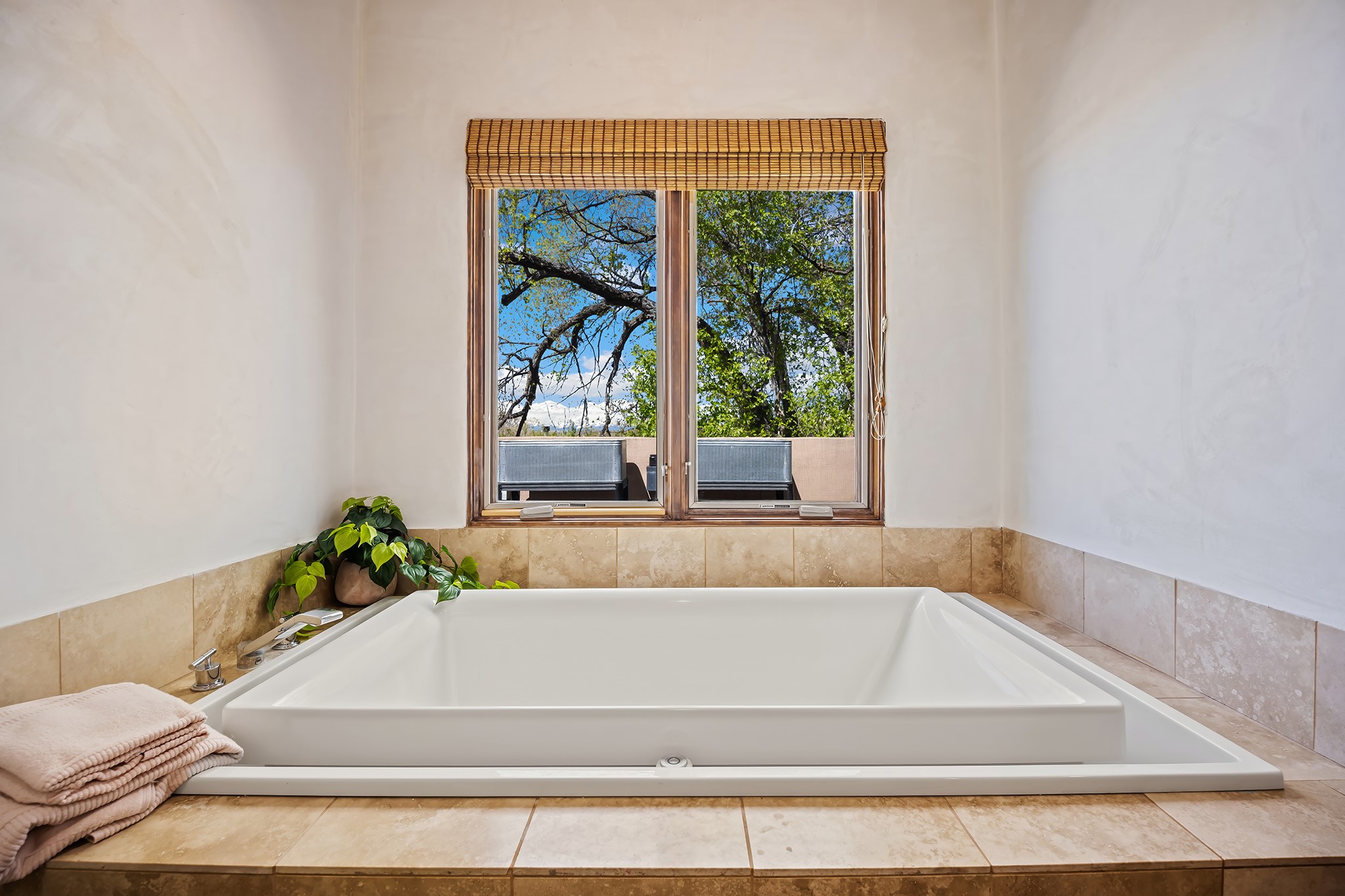 231 1/2 Rosario Boulevard