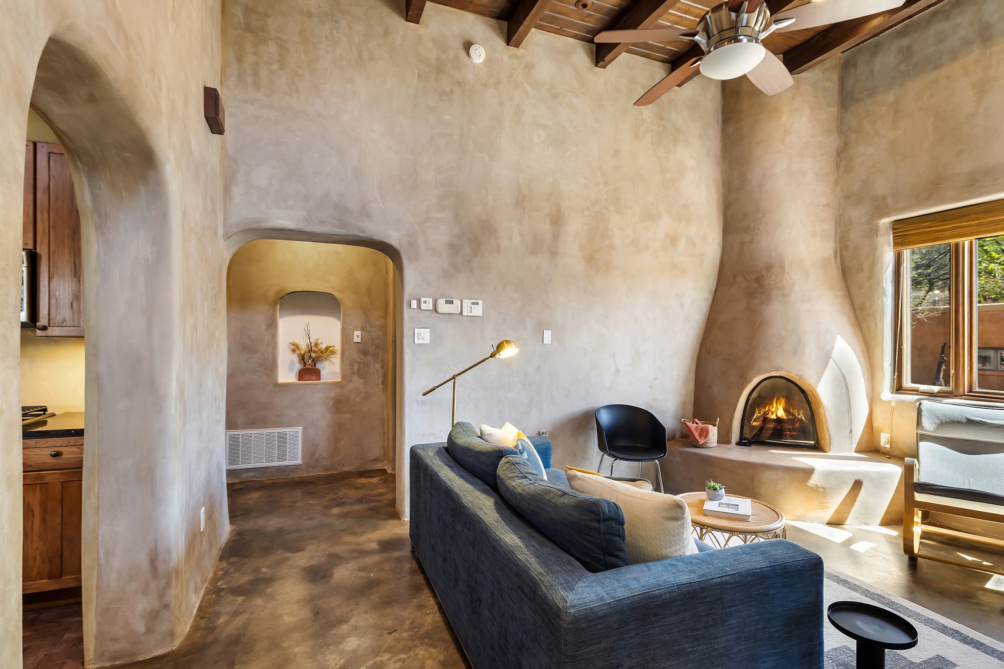 231 1/2 Rosario Boulevard