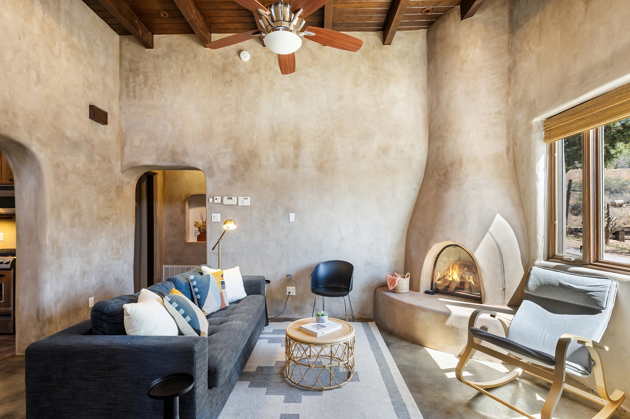 231 1/2 Rosario Boulevard