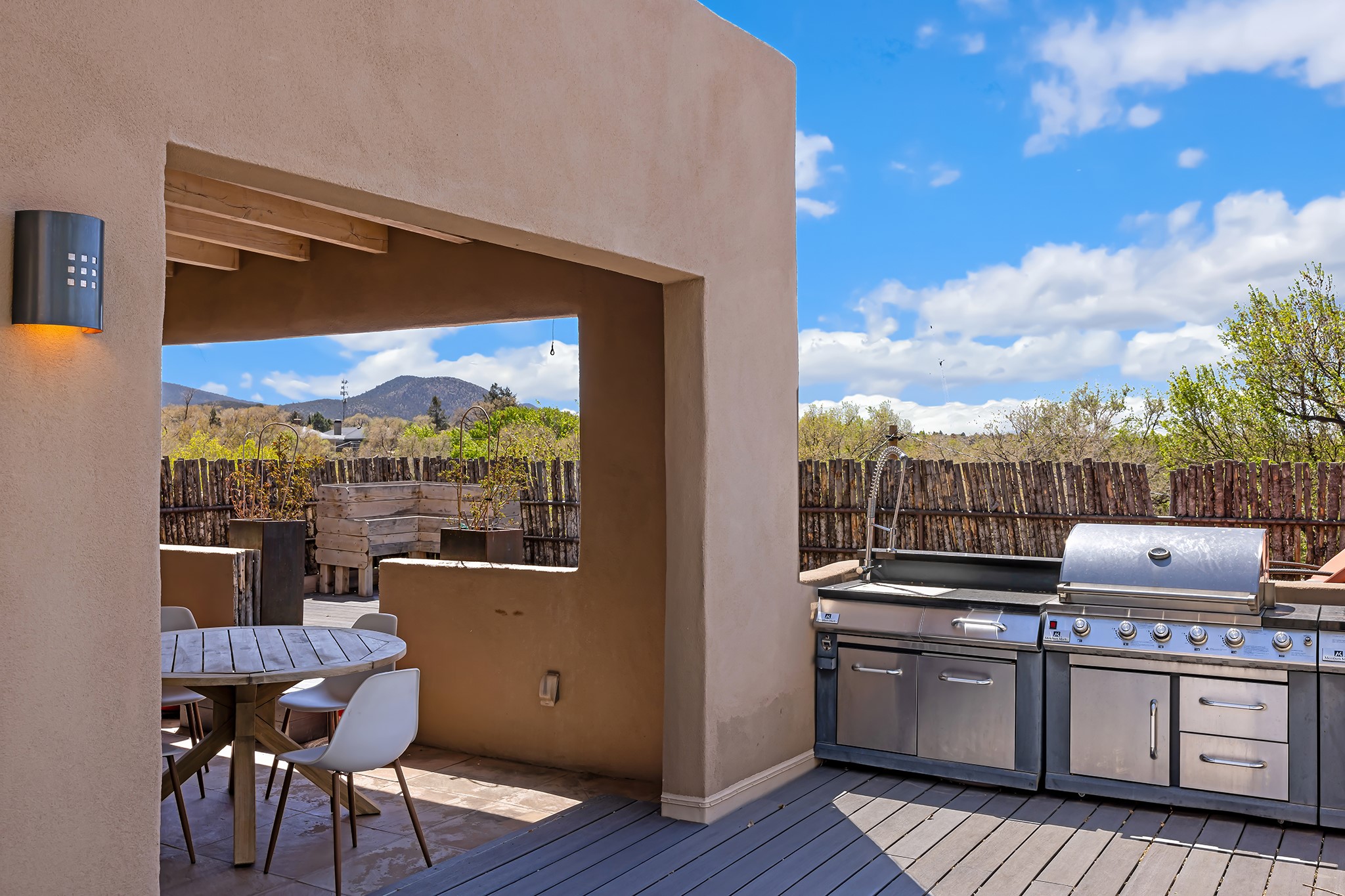 231 1/2 Rosario Boulevard