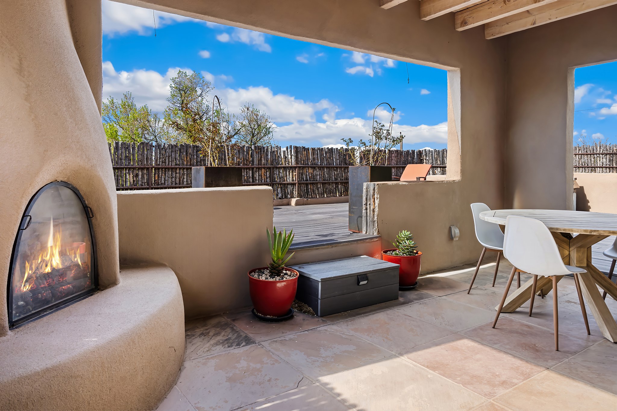 231 1/2 Rosario Boulevard