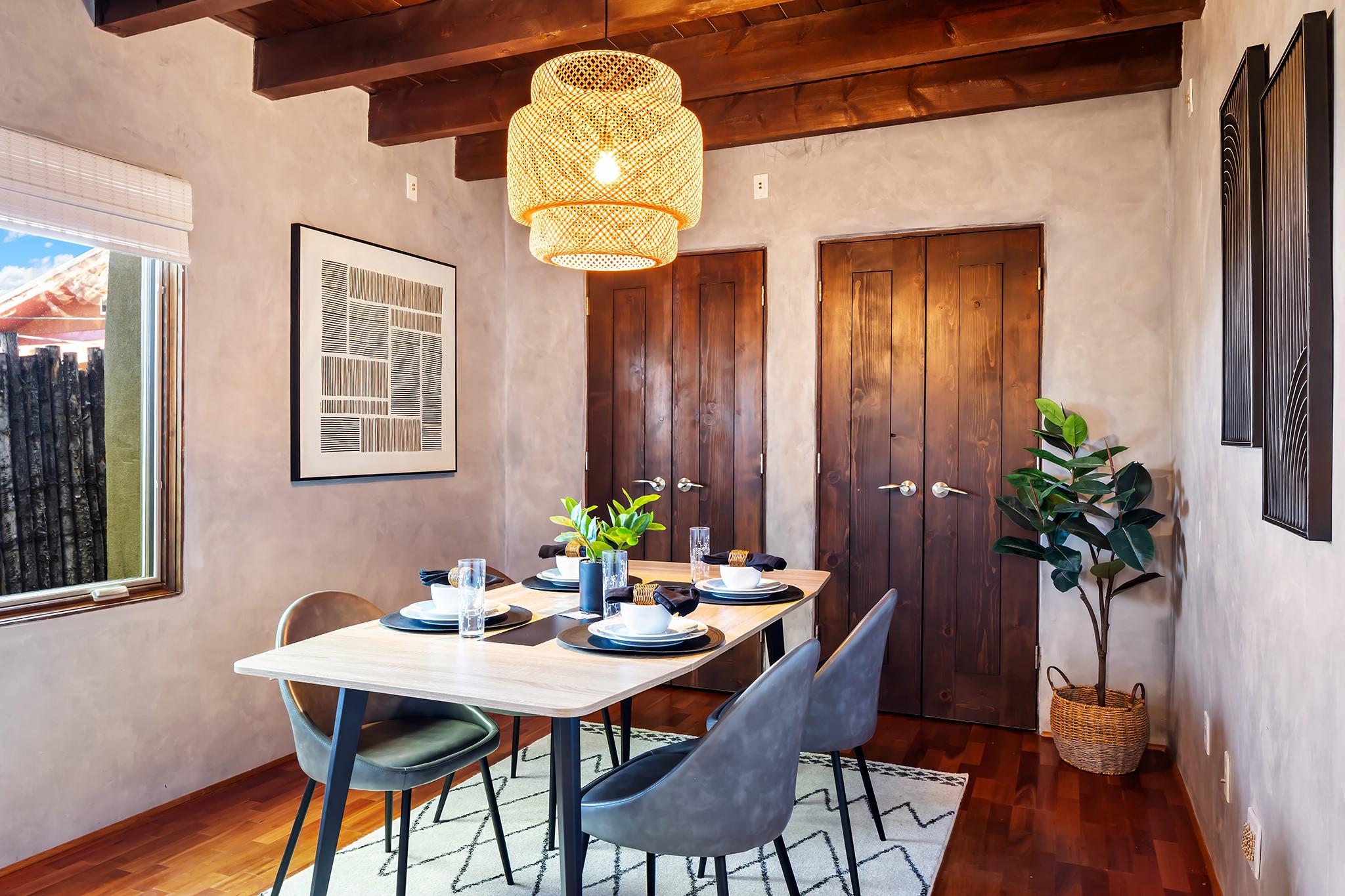 231 1/2 Rosario Boulevard